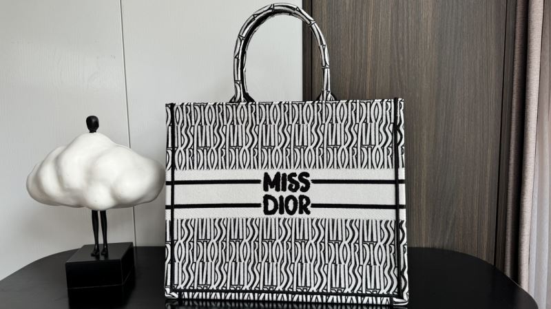 Christian Dior Shopping Bags